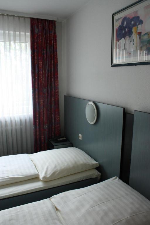 Hotel Diplomat Frankfurt am Main Room photo
